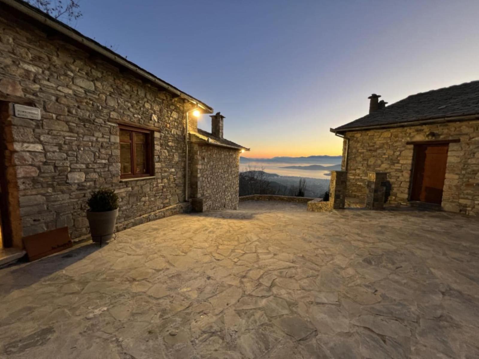 Aurora-Inn Makrinitsa Exterior photo